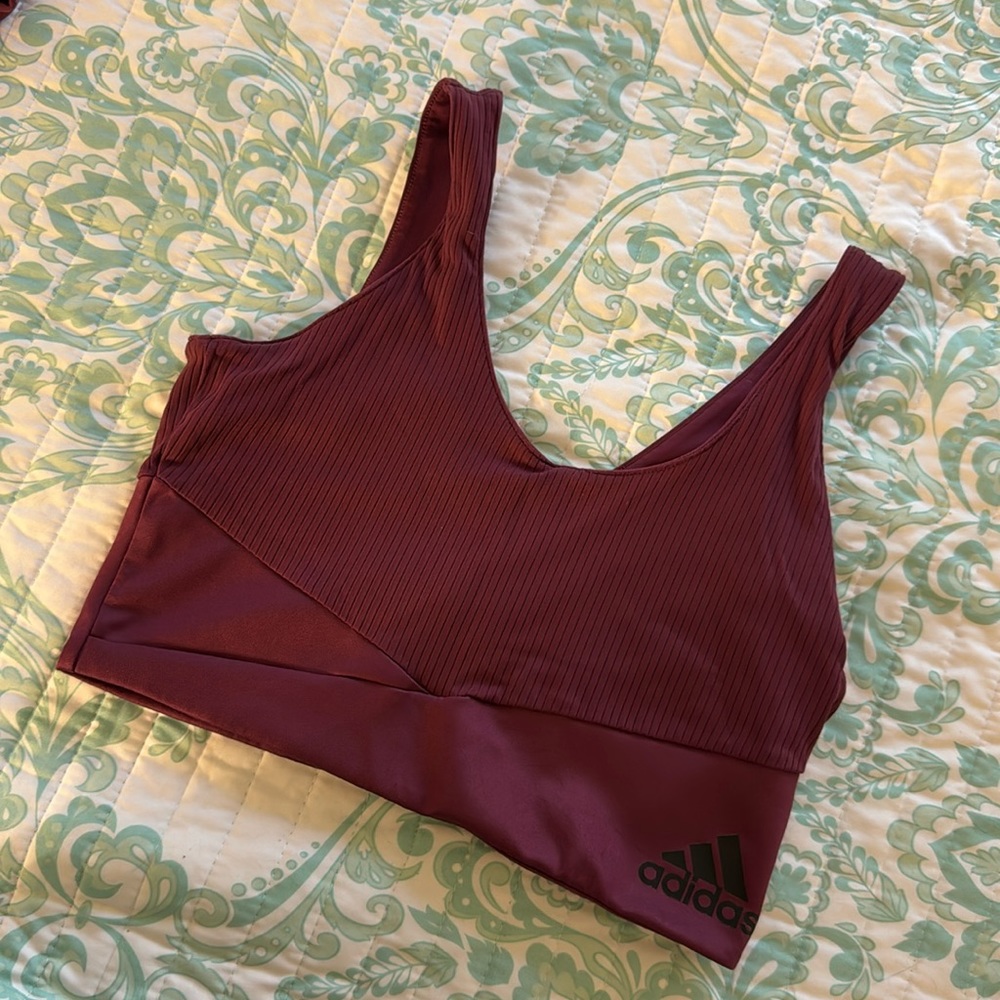Adidas low impact sports bra top